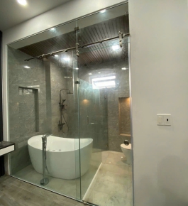 TRANG TRÍ NHÀ TẮM