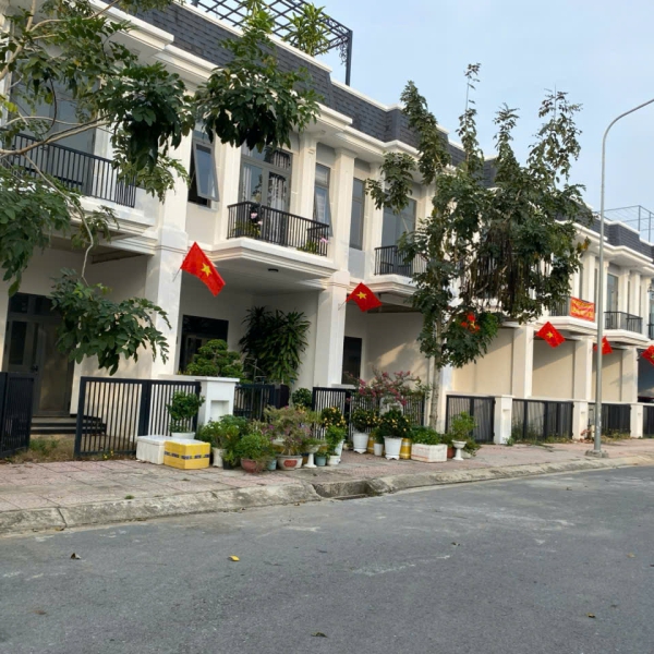 THI CÔNG CHUYÊN DỤNG 4